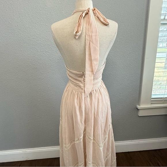 Champagne & Strawberry Halter Flowy Dress Size Small - Picture 3 of 7